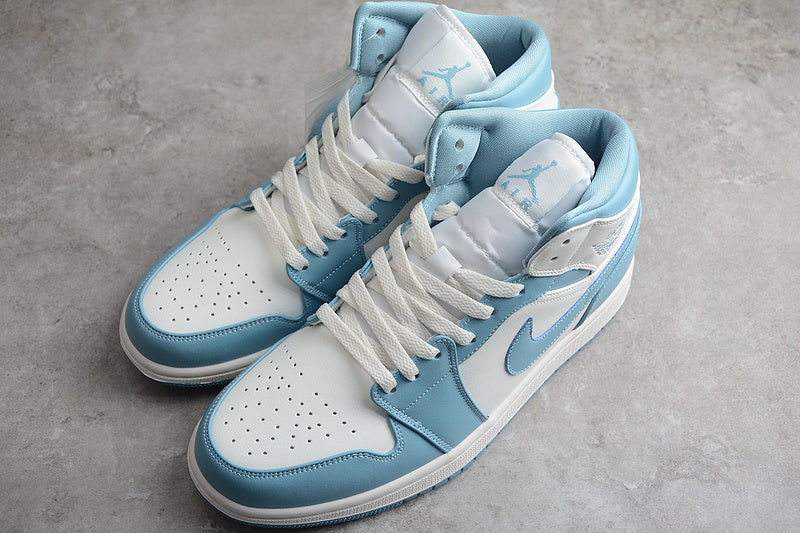 AJ1 Mid