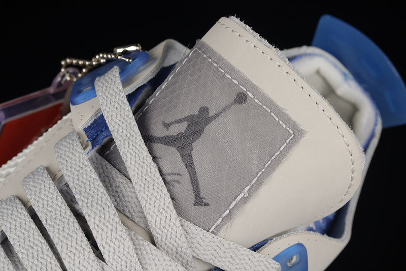 AJ4