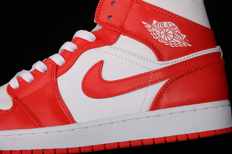 AJ1 Mid