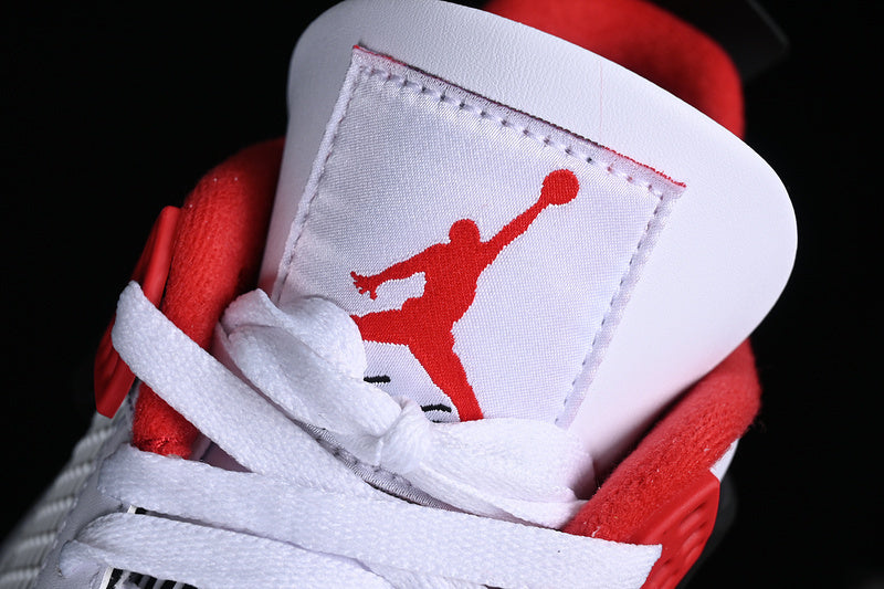 AJ4