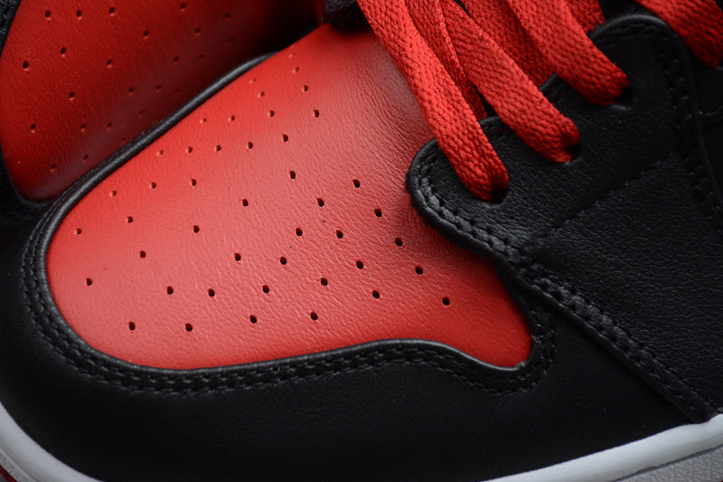 AJ1 High