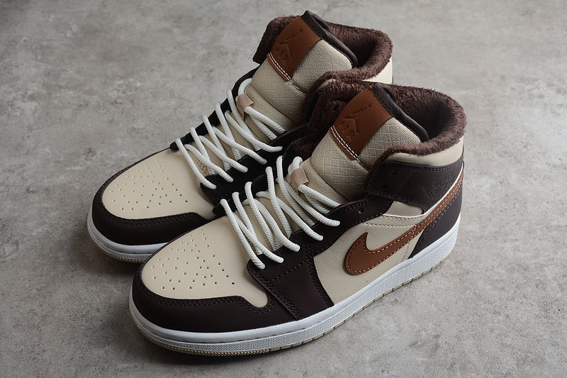 AJ1 Mid