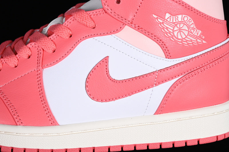 AJ1 Mid