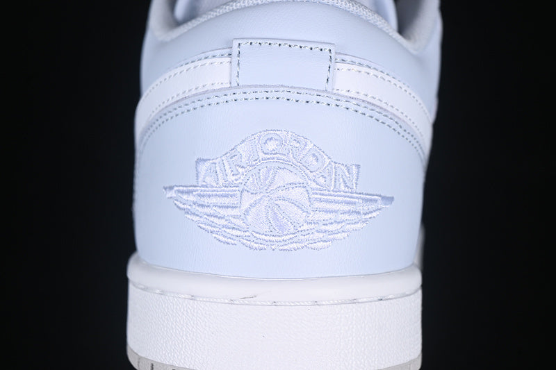AJ1 Low