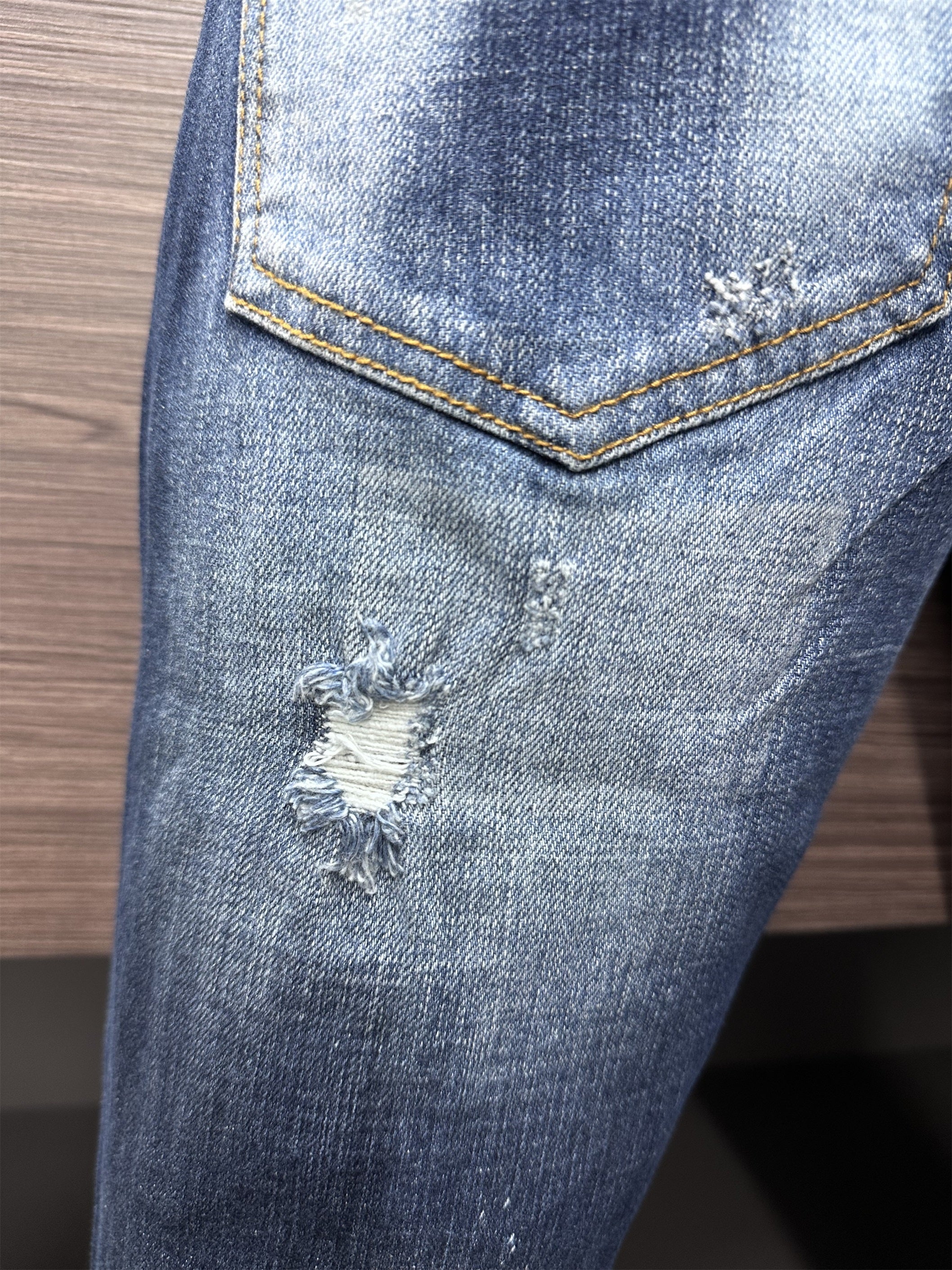 D2 Jeans