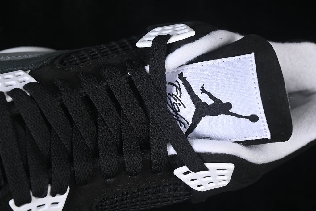 AJ4