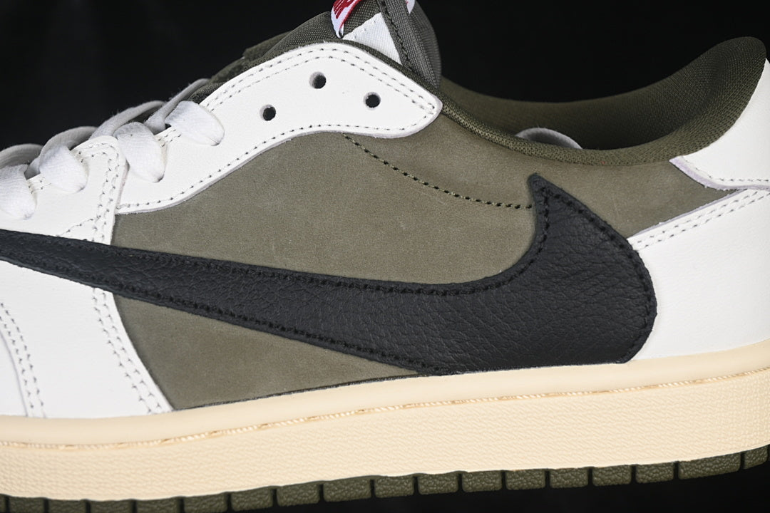 AJ1 Low