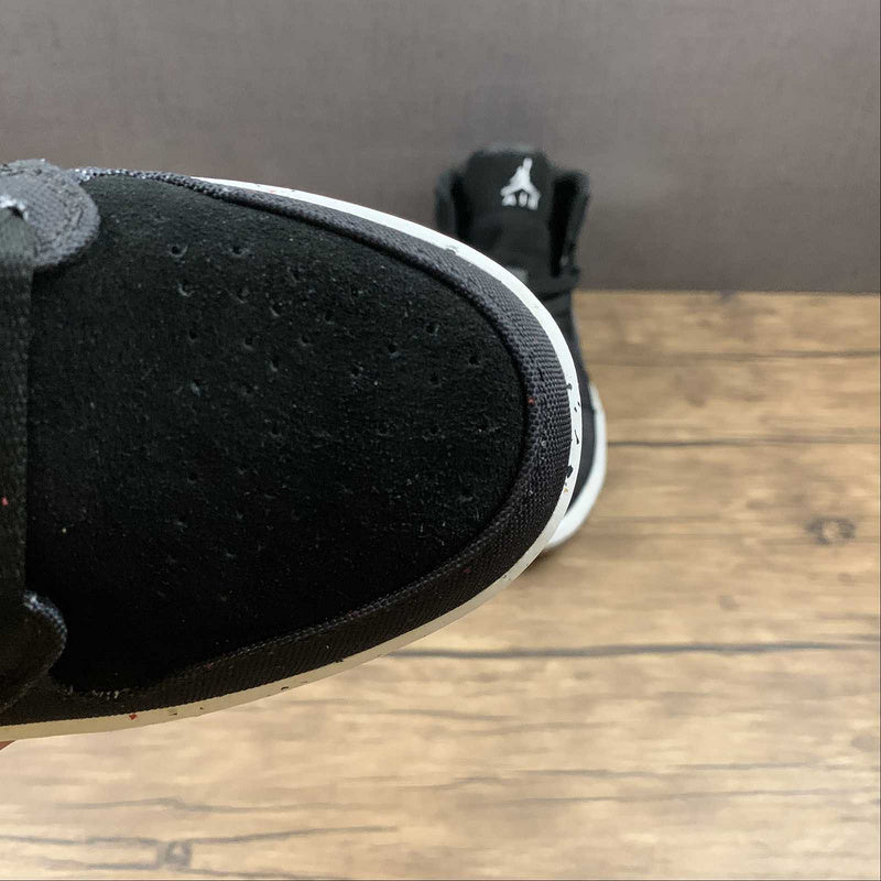 AJ1 Mid