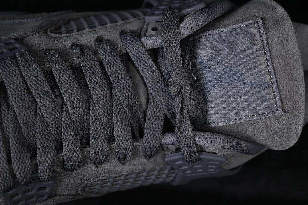 AJ4