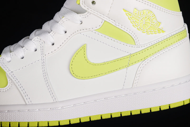 AJ1 Mid