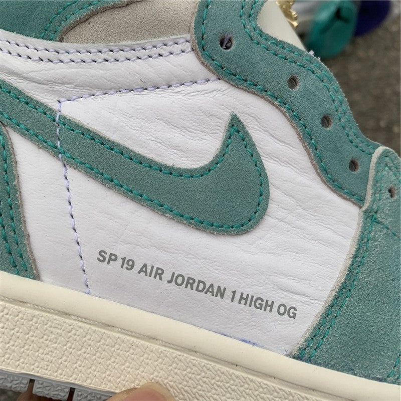 AJ1 High
