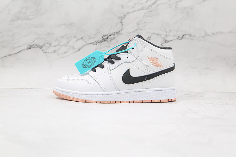 AJ1 Mid