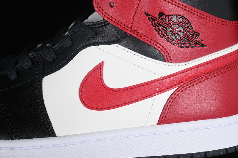AJ1 Mid