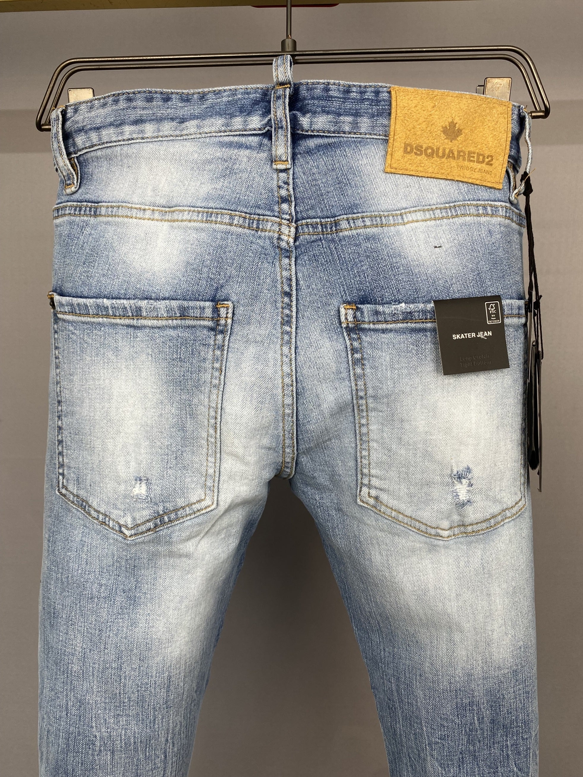 D2 Jeans