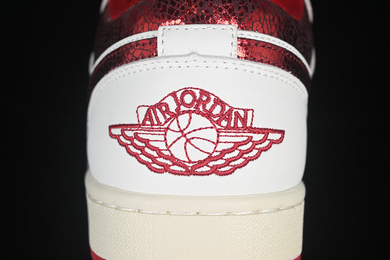 AJ1 Low