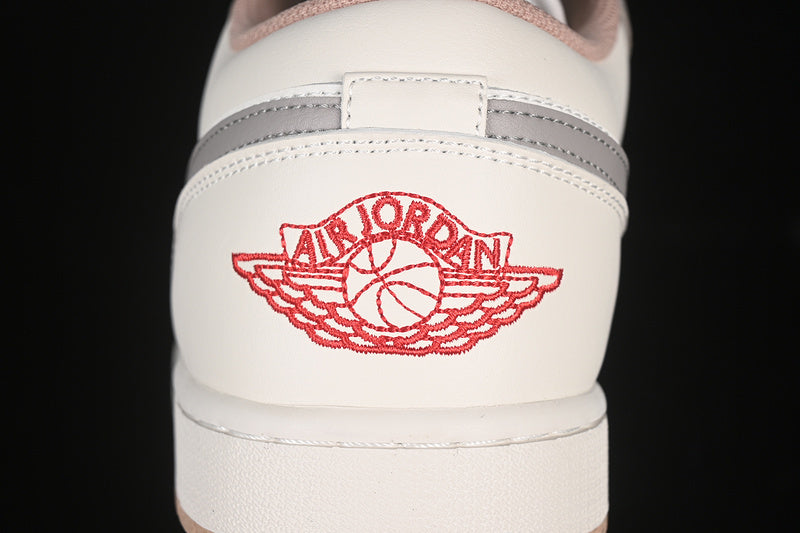 AJ1 Low