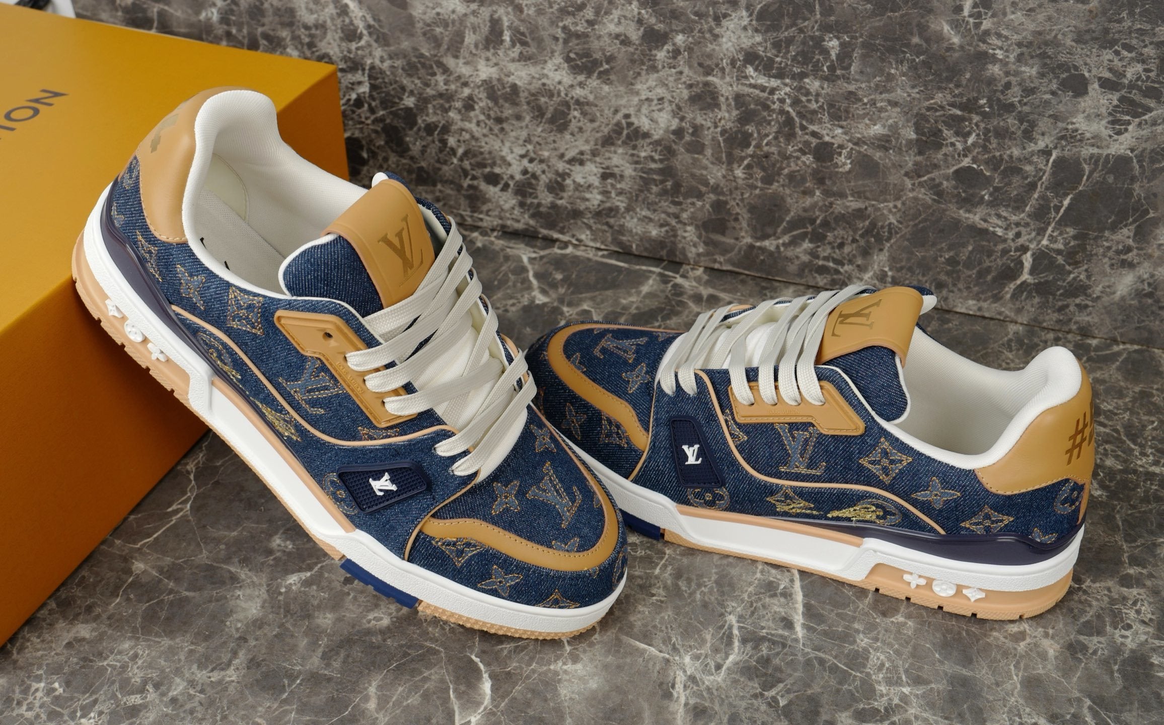 LV Sneakers