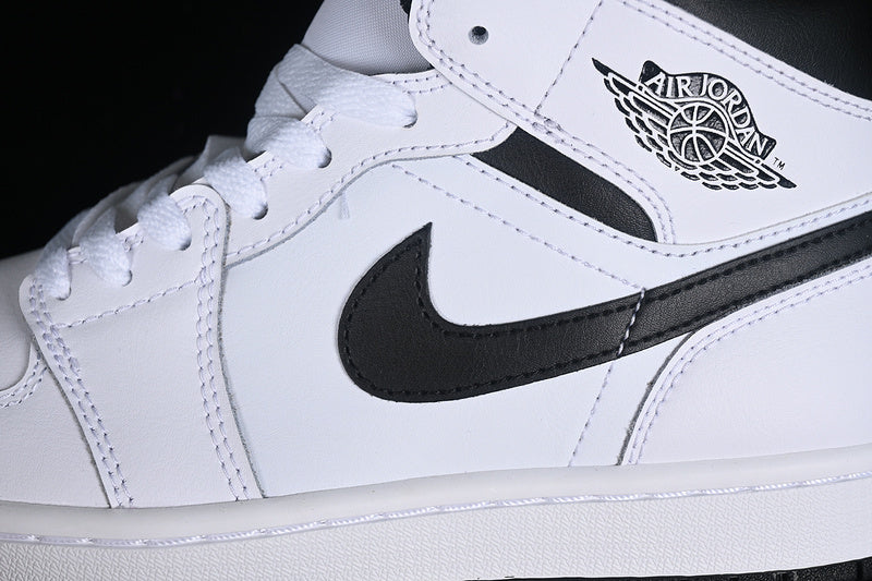 AJ1 Mid