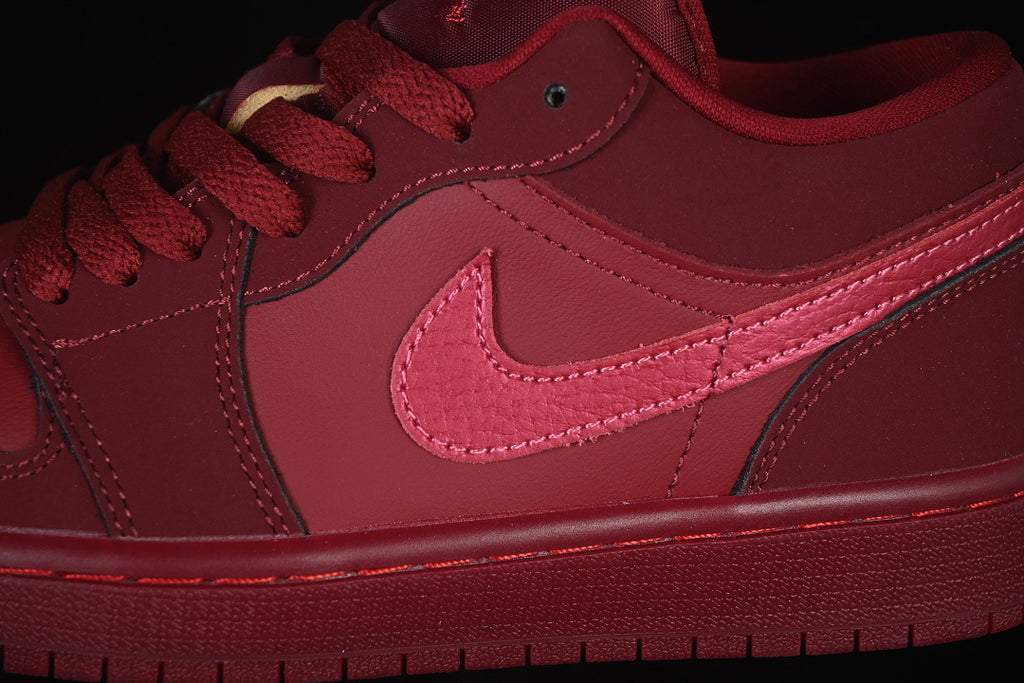 AJ1 Low