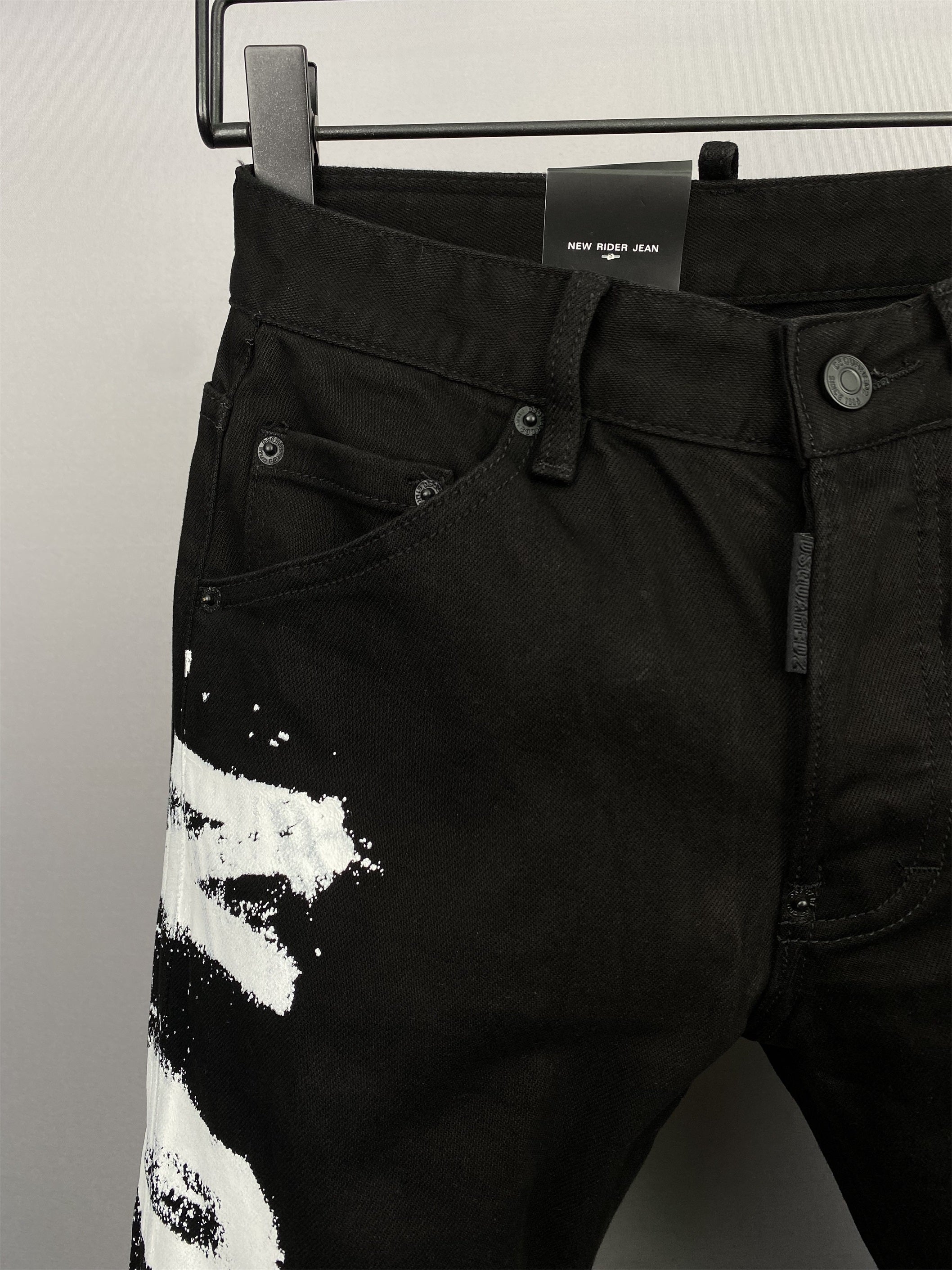 D2 Jeans
