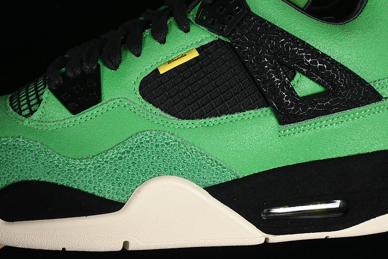 AJ4