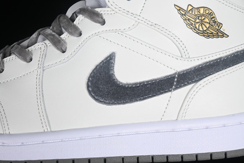 AJ1 Mid