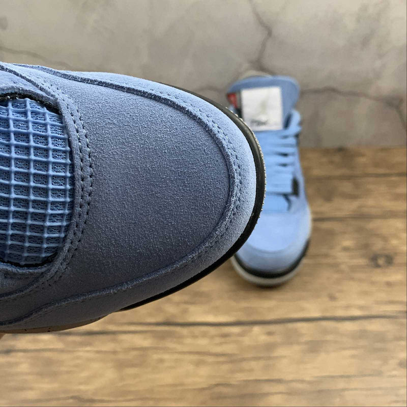 AJ4