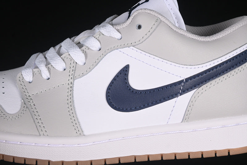 AJ1 Low