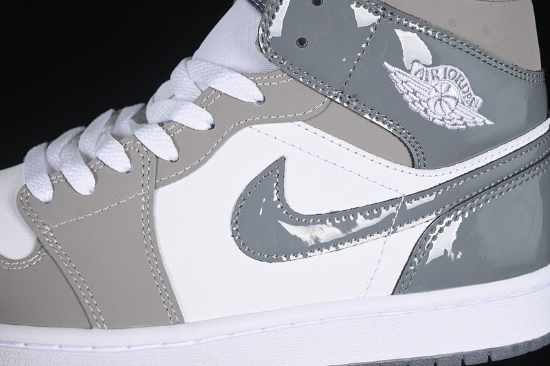 AJ1 Mid