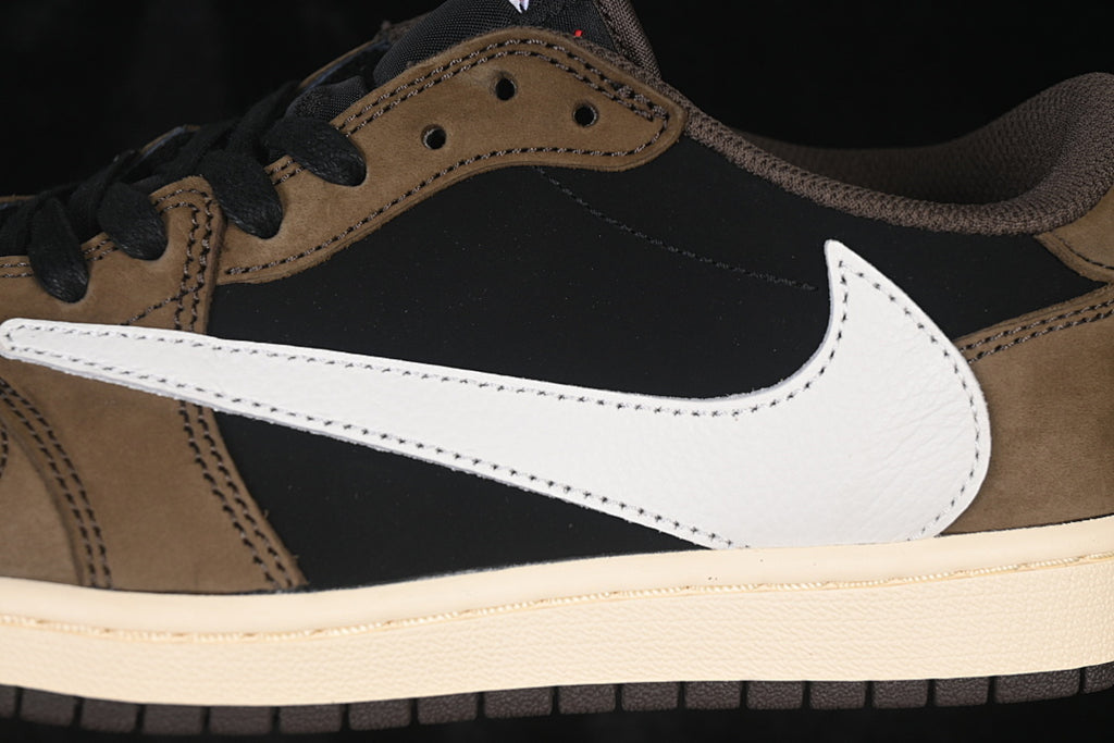 AJ1 Low