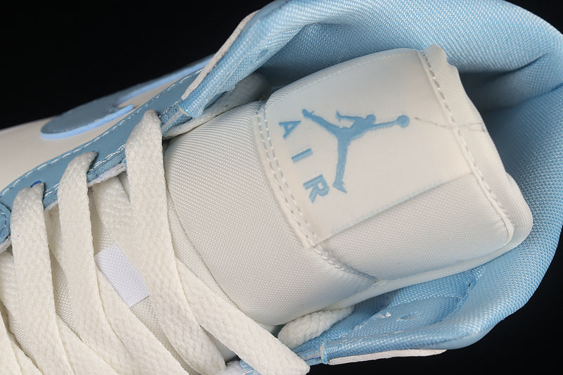 AJ1 Mid