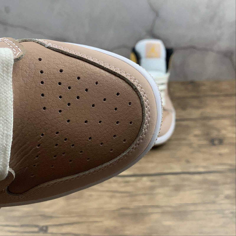 AJ1 Mid