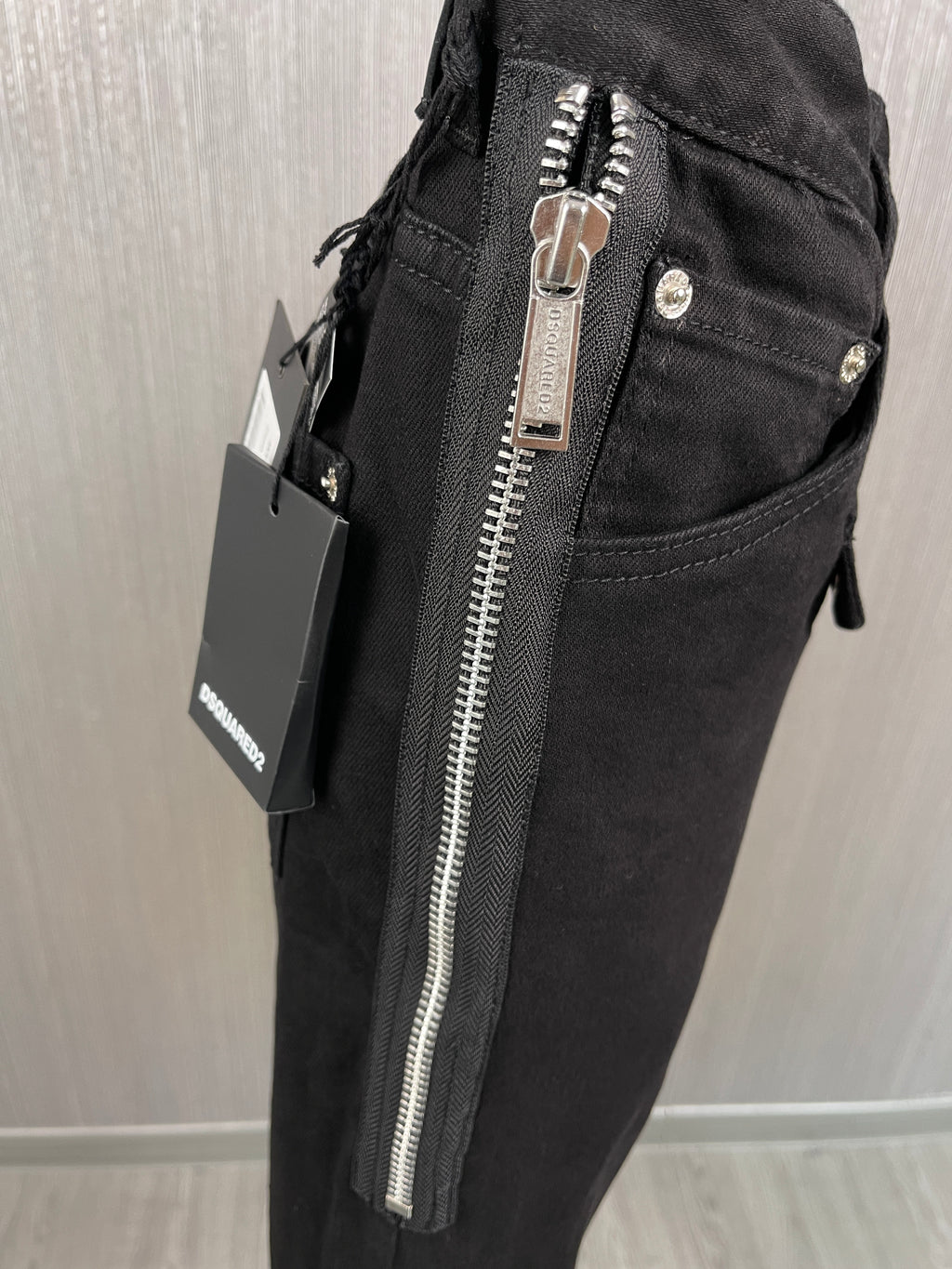 D2 Jeans