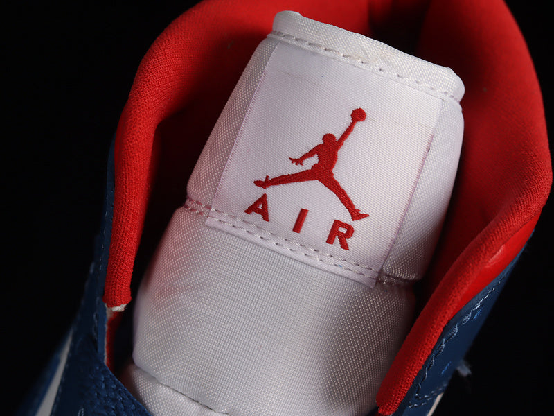 AJ1 Mid