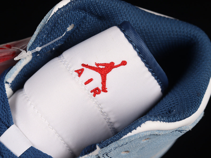 AJ1 Mid