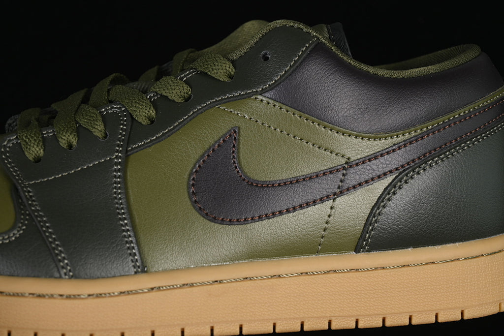 AJ1 Low