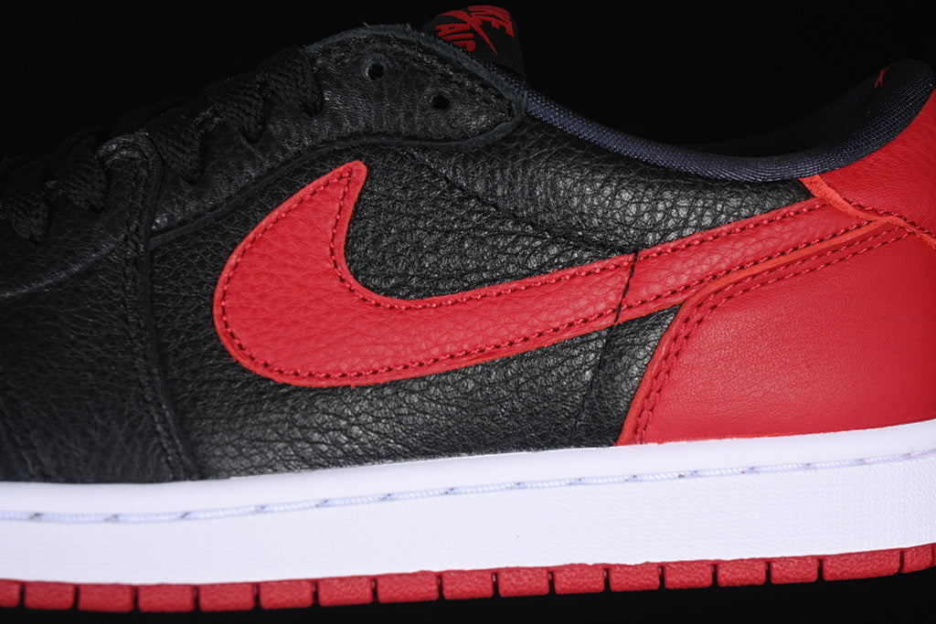 AJ1 Low