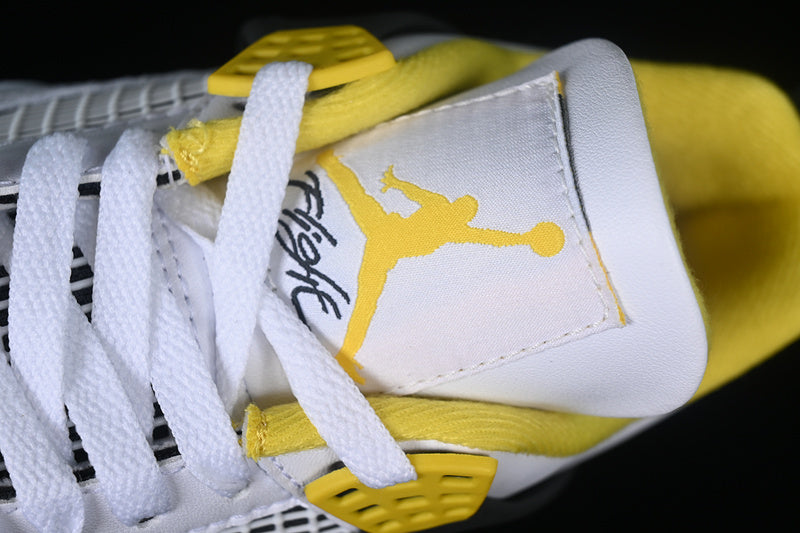 AJ4