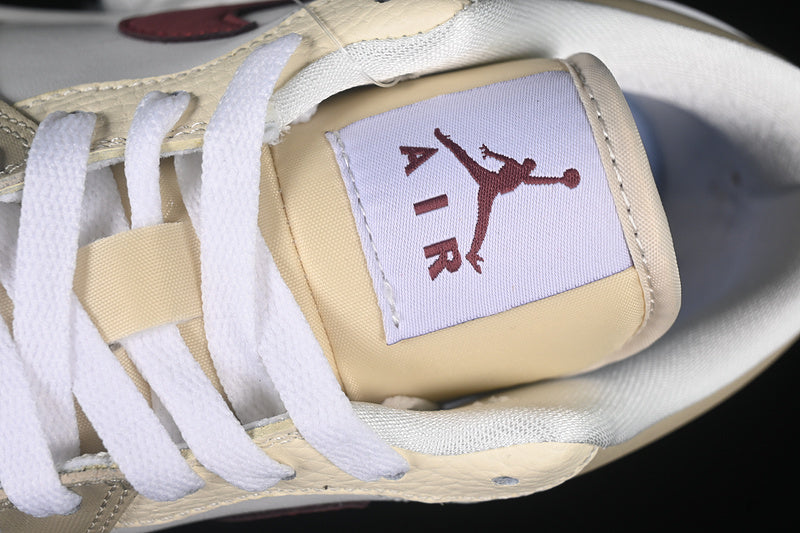 AJ1 Low