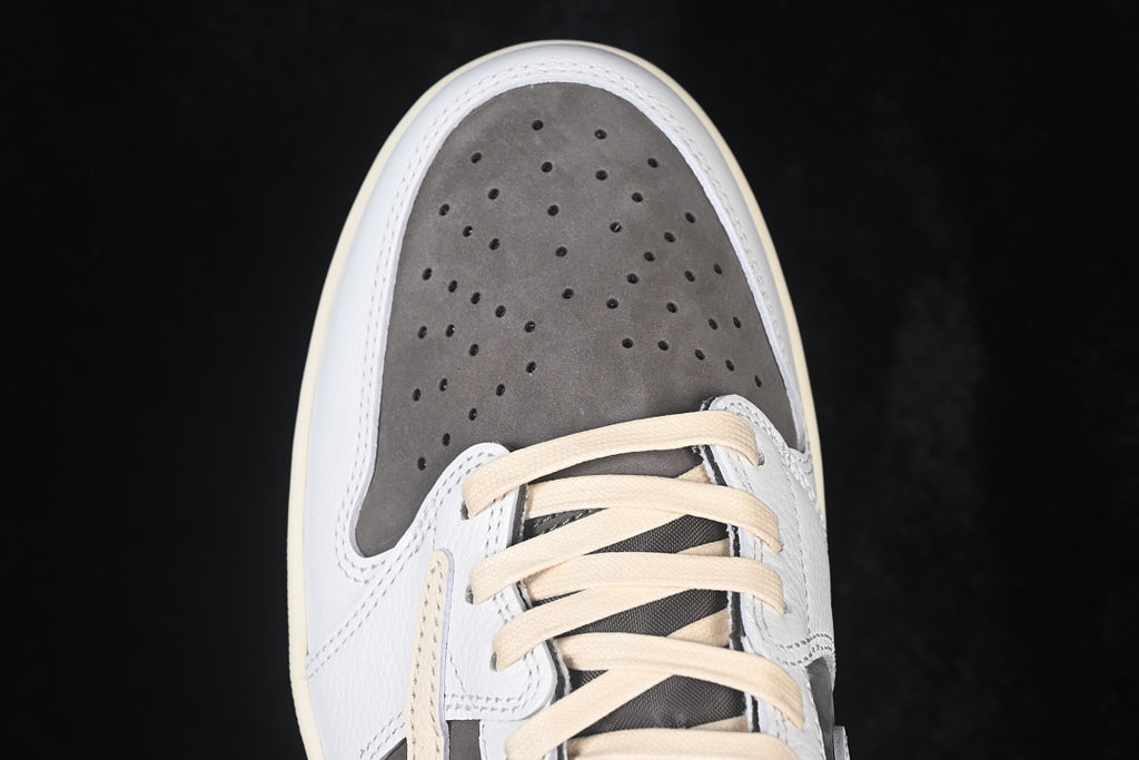 AJ1 Low