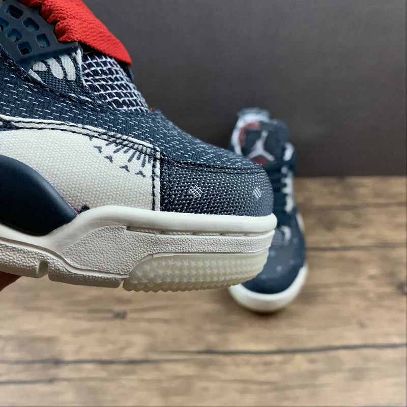 AJ4