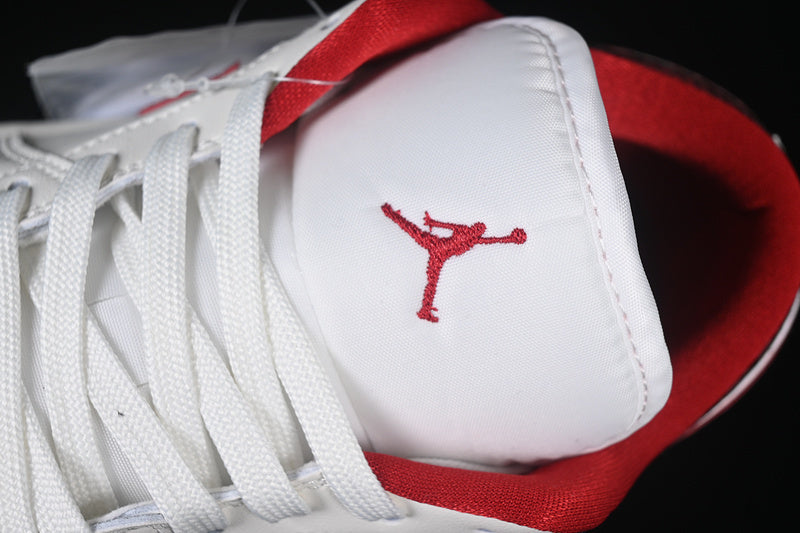 AJ1 Low