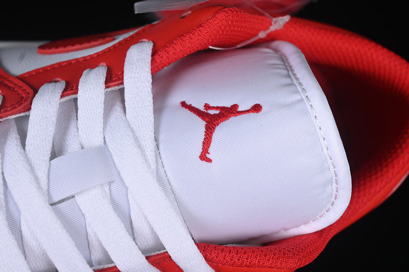 AJ1 Low