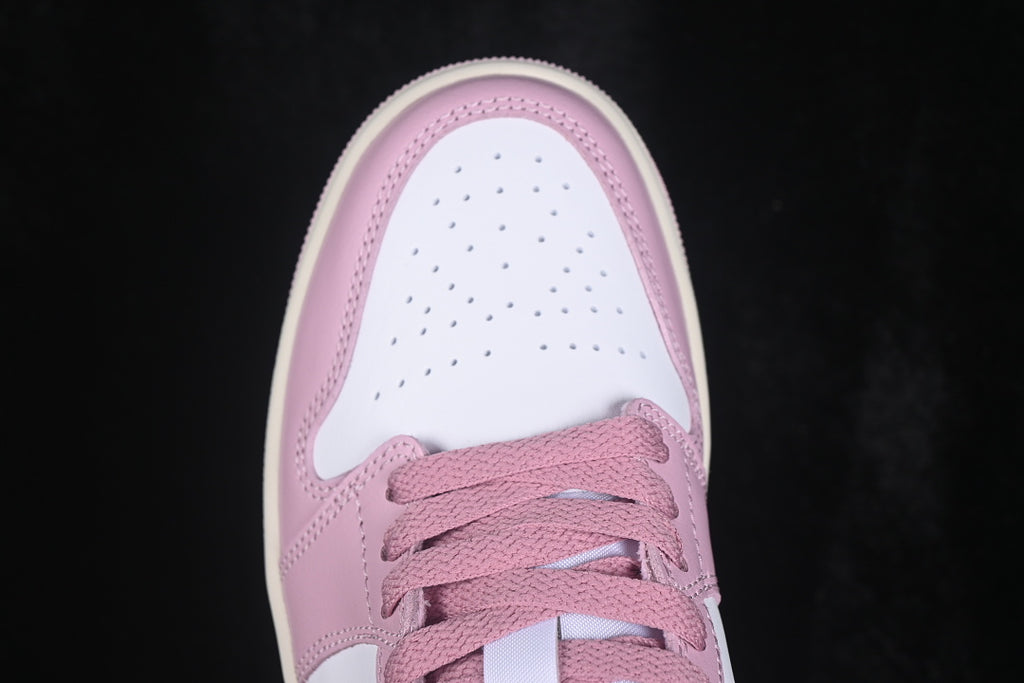 AJ1 Low