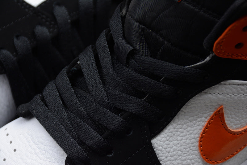 AJ1 Mid