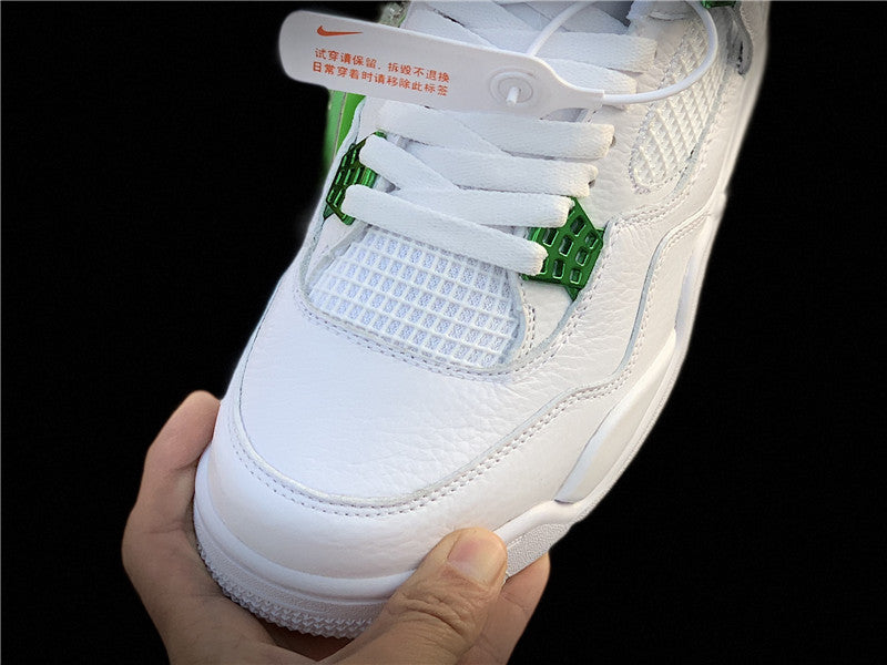 AJ4