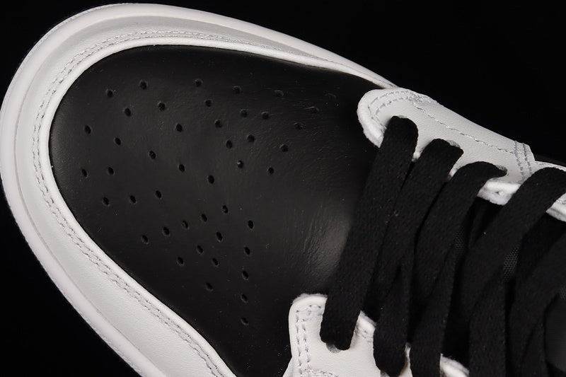 AJ1 Mid