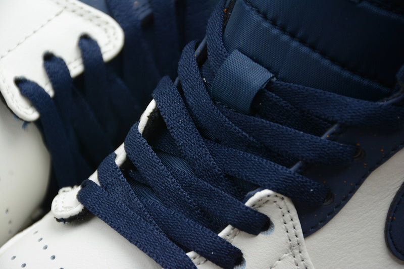 AJ1 Mid