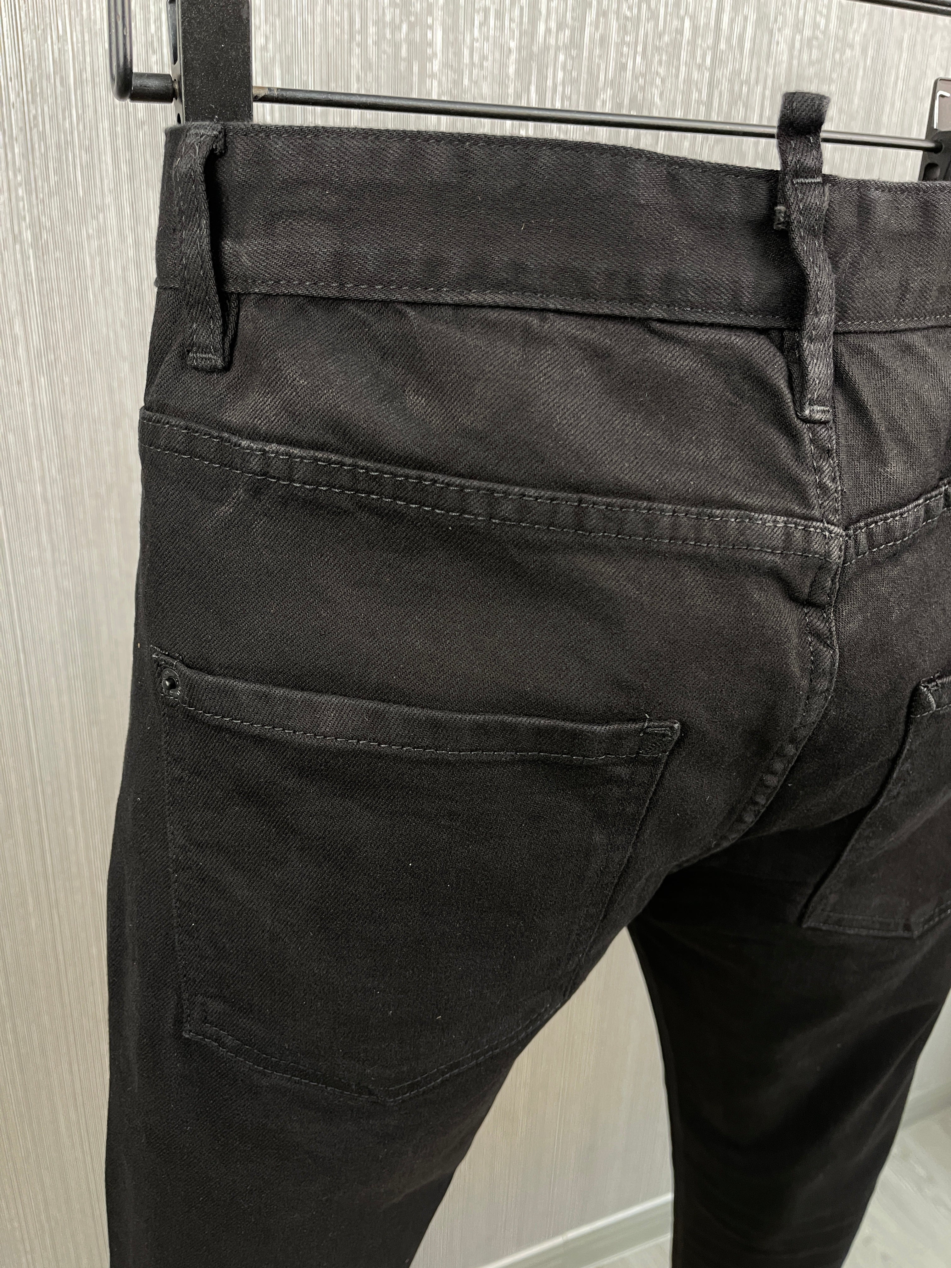 D2 Jeans
