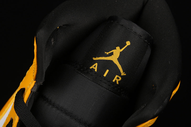 AJ1 Mid